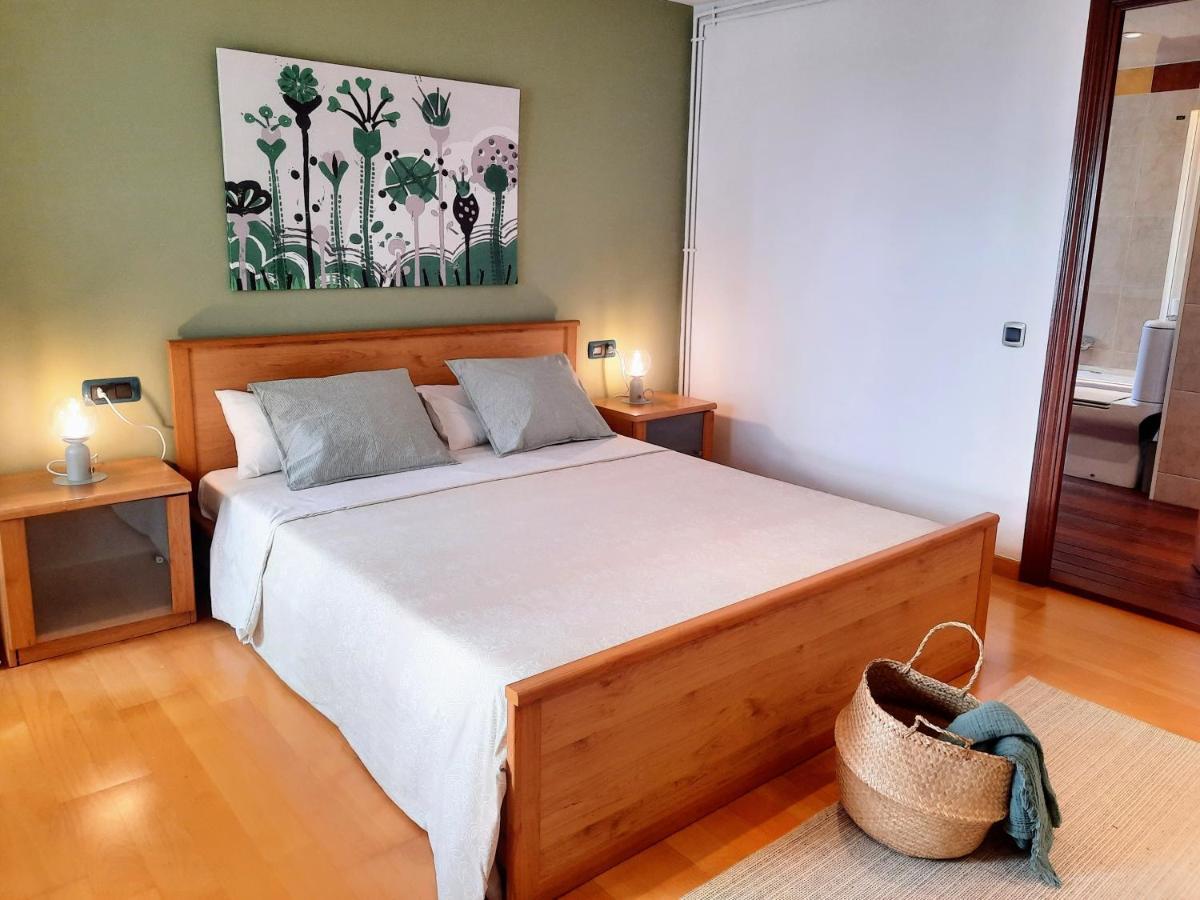 Bright Apartment Near The Beach And Barcelona By Train Masnou Exterior foto