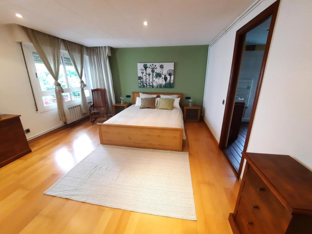Bright Apartment Near The Beach And Barcelona By Train Masnou Exterior foto